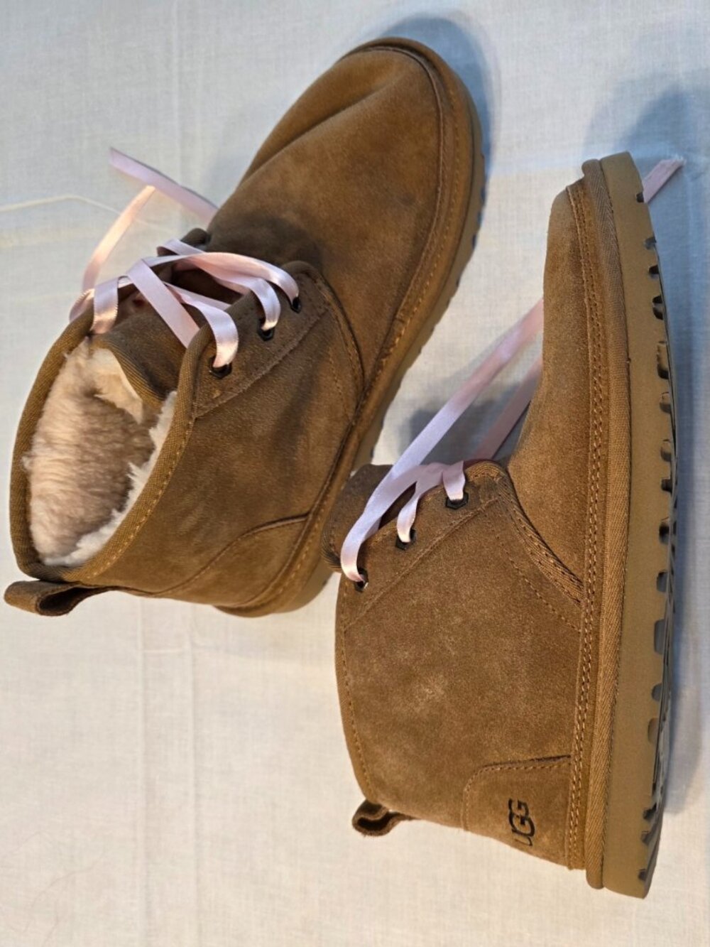 UGG Womens Neumel Chukka Boot Custom Pink Laces Sz 10 Shearling Suede Fall